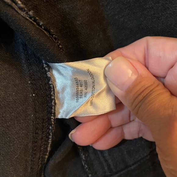 Adam Levine, mens size M, black denim jacket with corduroy collar, never worn. - Picture 3 of 6